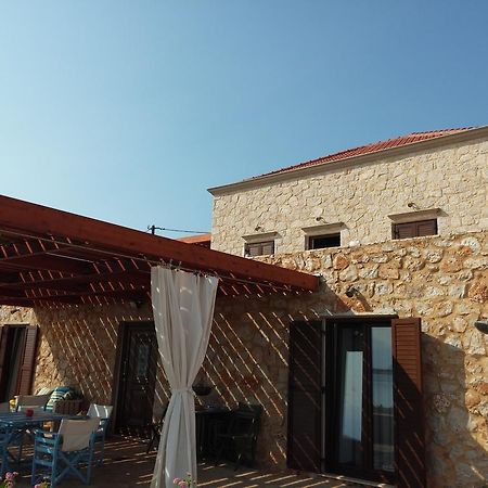 Villa Romanza Beach Villa Chalki Town エクステリア 写真